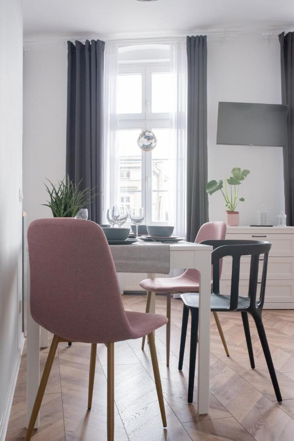 Apartament Magia Miasta Daire Jelenia Gora Dış mekan fotoğraf